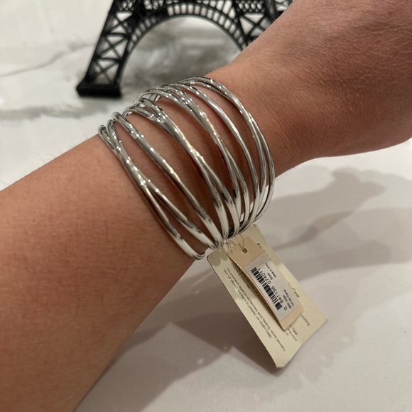 Stunning! Amrita Singh statement cuff bracelet silver tone ! - Picture 4 of 5